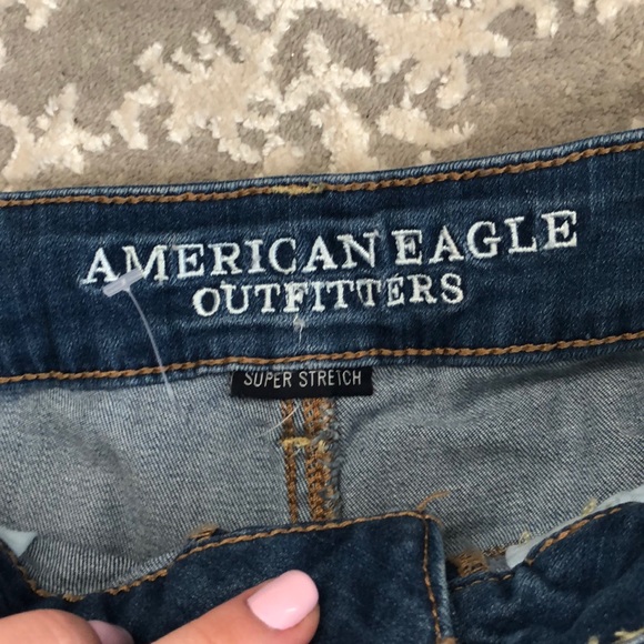 American Eagle Lightwash Jean Shorts - Picture 2 of 6